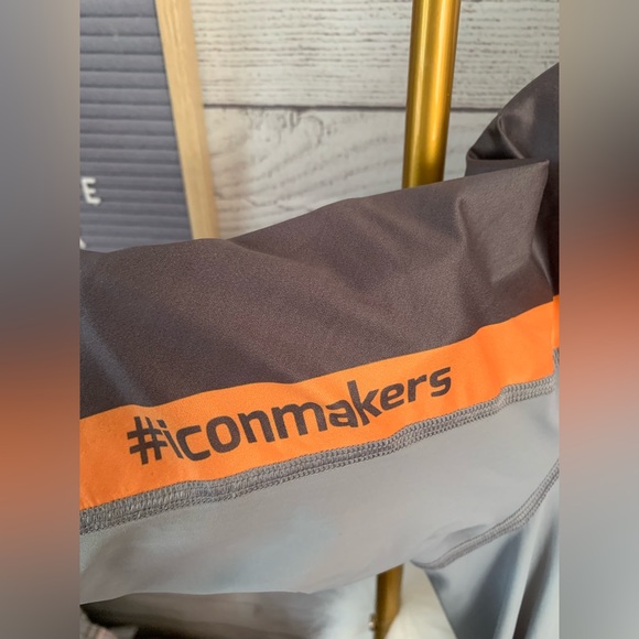 Pinarello asymmetric zip up bicycling shirt size XXL. - Picture 4 of 10